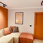 Lili's Center