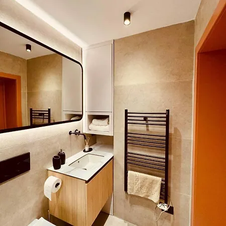 Lili's Center شقة تيرانا